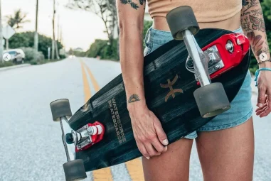 6 Best Freestyle Longboards for Smooth Tricks in 2025