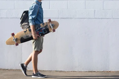 7 Best Longboards for Smooth Commuting Rides in 2025